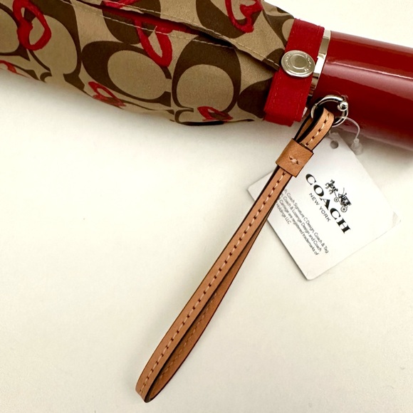 NWT COACH Signature Crayon Heart Umbrella - Picture 6 of 10